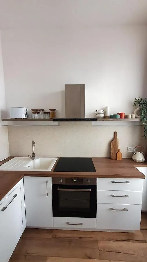 Appartement Au Calme T3 Rdc - Quartier De France Vichy 0*,  France